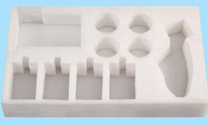 EPE加工廠家(jia)使用珍珠棉分(fèn)切機時的注意(yì)事項