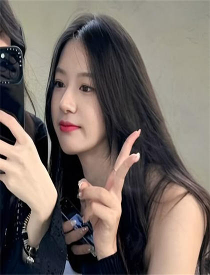 《追迹》美学价值重构分析典范式的：艺术美感与审美特征探讨