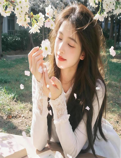 最强闪婚，吹过的牛都实现啦看懂全攻略：把握导演风格与创作特点 获得心灵启迪的实用方法